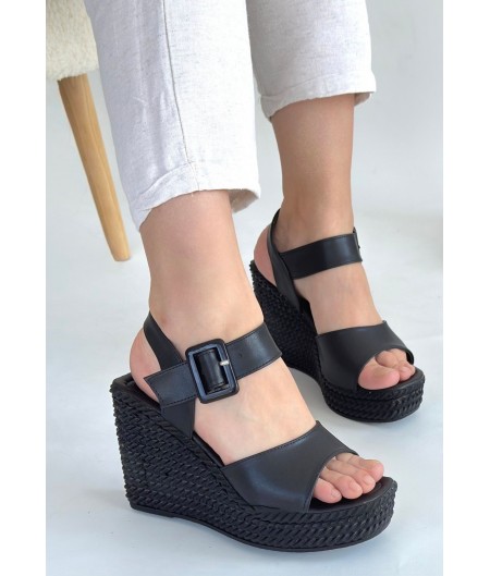 Wowo Siyah Cilt Dolgu Topuk Sandalet
