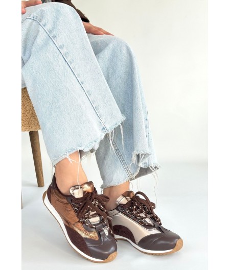 Ranu Kahverengi Cilt Paraşüt Detaylı Bağcıklı Spor Ayakkabı Ranu Kahverengi Cilt Paraşüt Detaylı Bağcıklı Spor Ayakkabı