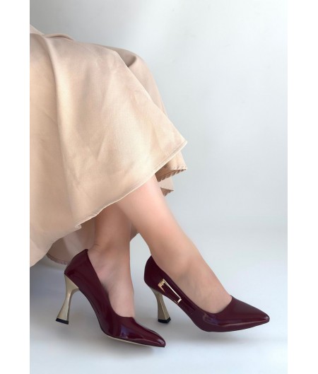 Motya Bordo Rugan Topuklu Ayakkabı