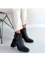 Kanda Siyah Cilt Topuklu Bot