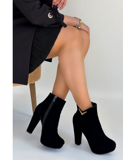 Denta Siyah Süet Topuklu Bot