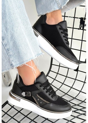 Junda Siyah Cilt Bağcıklı Spor Ayakkabı