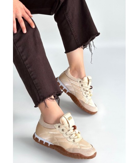 Tues Bej Nubuk Bağcıklı Spor Ayakkabı Tues Bej Nubuk Bağcıklı Spor Ayakkabı