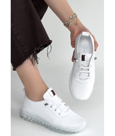 Jiten Beyaz Deri Bağcıklı Spor Ayakkabı Jiten Beyaz Deri Bağcıklı Spor Ayakkabı