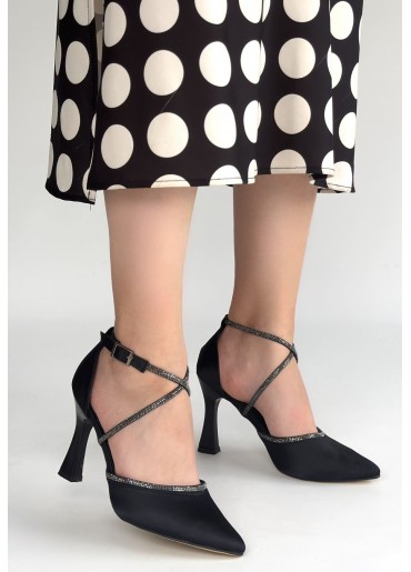 Kanji Siyah Saten Topuklu Ayakkabı