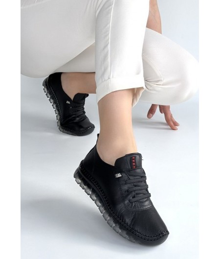 Kitta Siyah Deri Bağcıklı Spor Ayakkabı