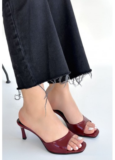 Ribay Bordo Rugan Topuklu Terlik