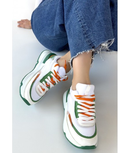 Aleh Beyaz Cilt Yeşil Detaylı Çift Bağcıklı Spor Ayakkabı