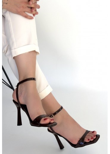 Jowin Kahverengi Rugan Topuklu Bilekten Kemerli Ayakkabı