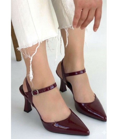 Suden Bordo Rugan Topuklu Ayakkabı Suden Bordo Rugan Topuklu Ayakkabı