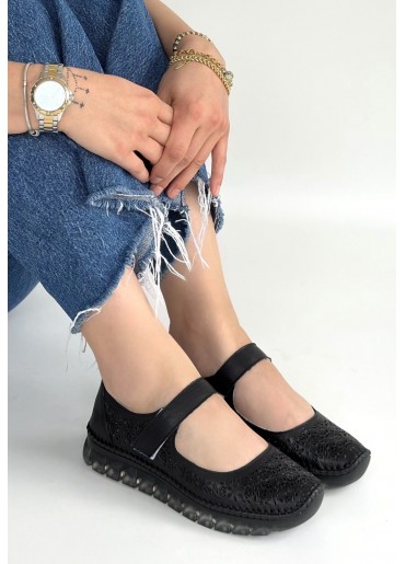 Sina Siyah Deri Cırt Cırtlı Babet Ayakkabı